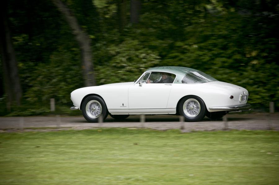  Ferrari 250 GT Europa 1955 года  (фото 2 из 5)